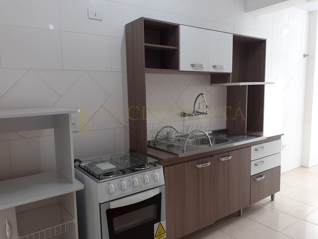 Apartamento 2 quartos para Locação Anual no bairro Centro em Balneário Camboriú