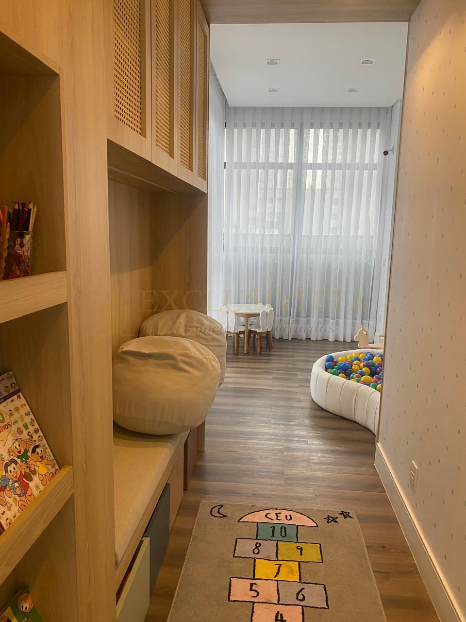 Apartamento 4 quartos para Venda no bairro Centro em Balneário Camboriú