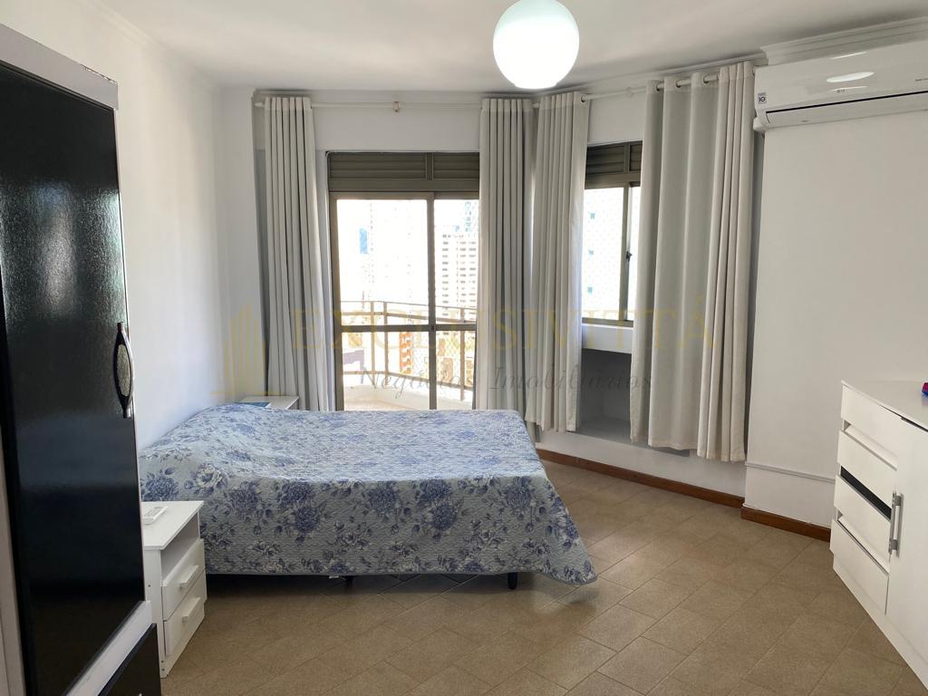APARTAMENTO QUADRA MARA E VISTA MAR