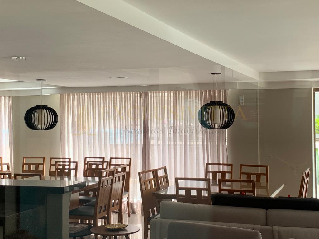 APARTAMENTO QUADRA MARA E VISTA MAR
