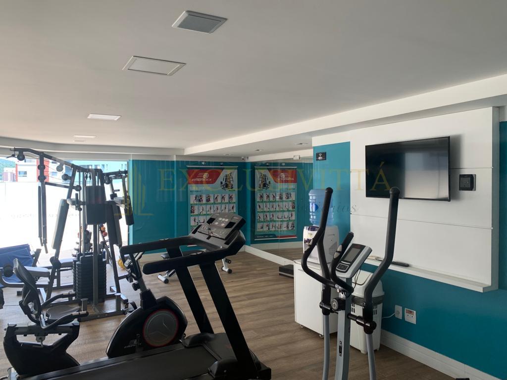 APARTAMENTO QUADRA MARA E VISTA MAR