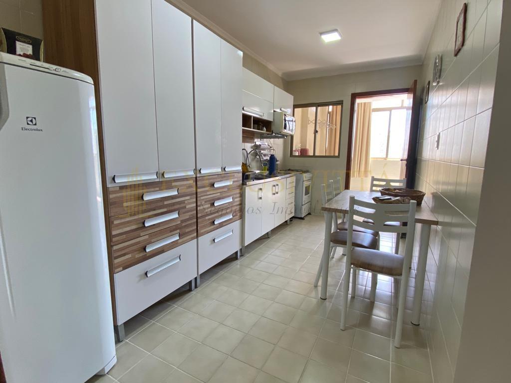 APARTAMENTO QUADRA MARA E VISTA MAR