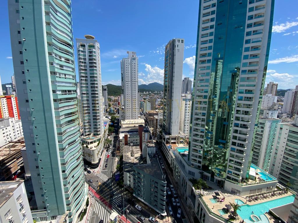 APARTAMENTO QUADRA MARA E VISTA MAR