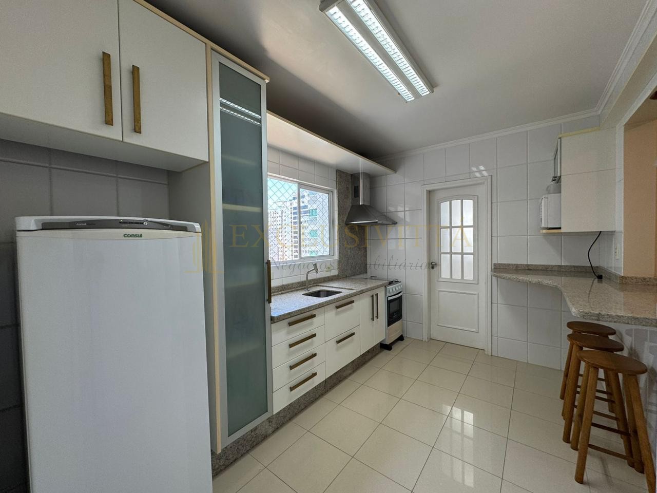 Apartamento 2 quartos para Venda no bairro Centro em Balneário Camboriú