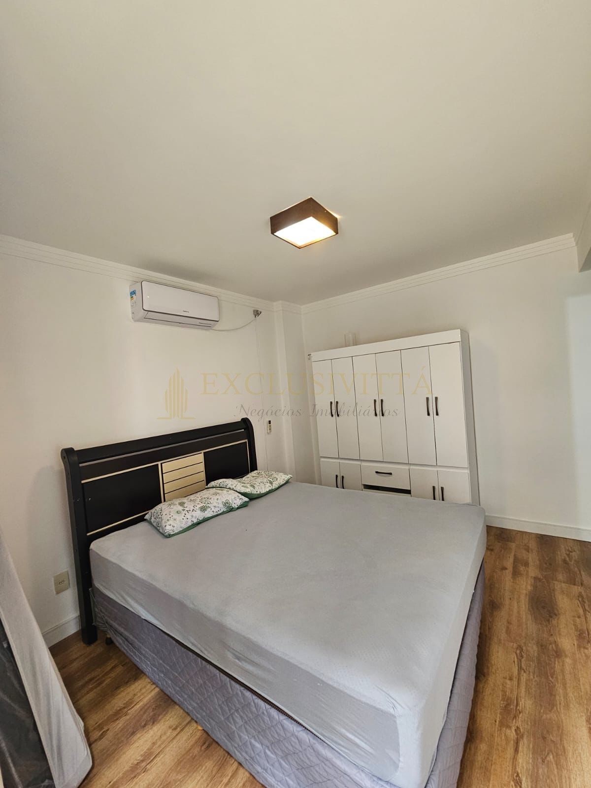 Apartamento espaçoso a apenas 300 metros do mar em Balneário Camboriú!
