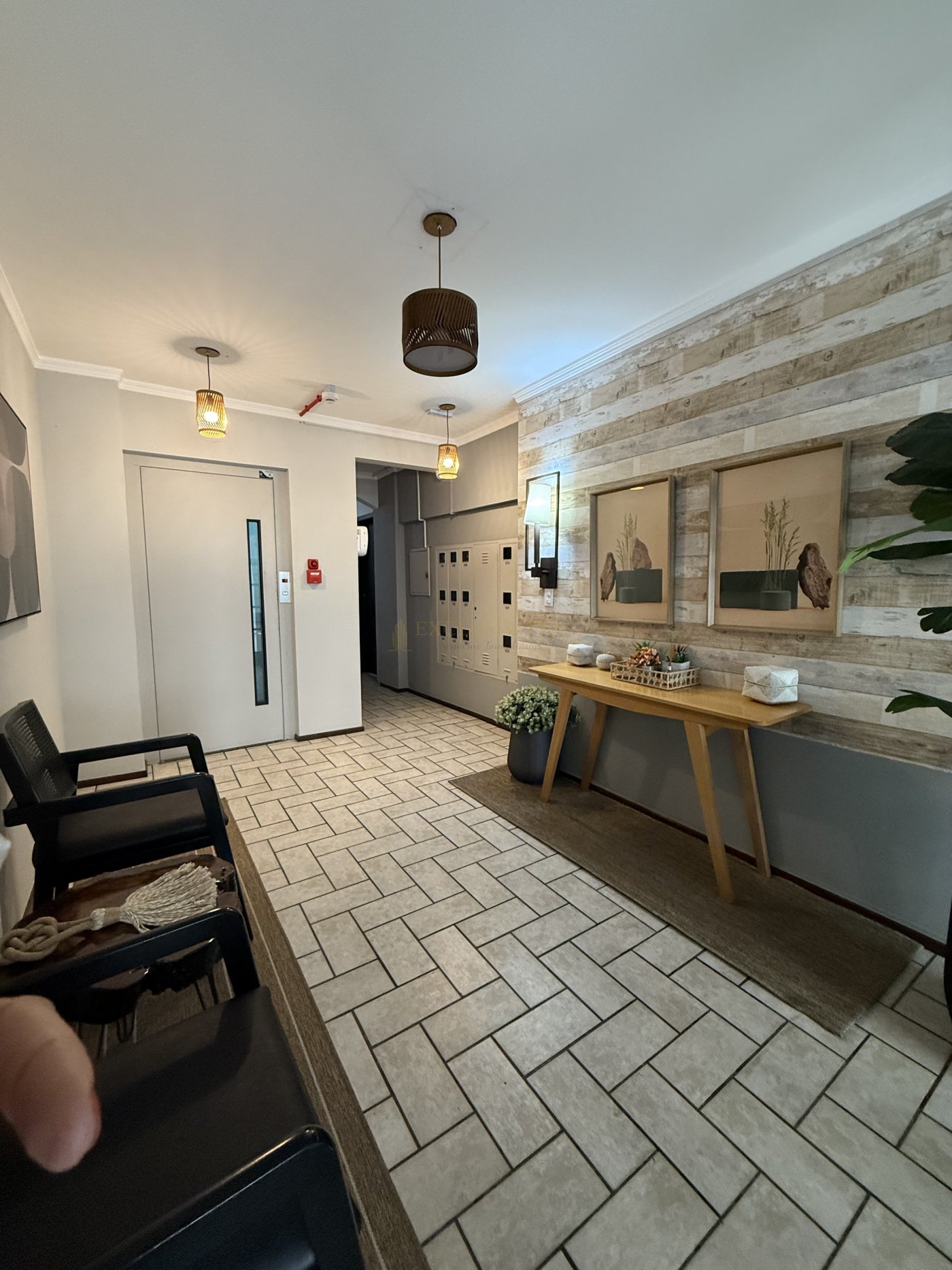 Apartamento de dois quartos com ótima localizaçao
