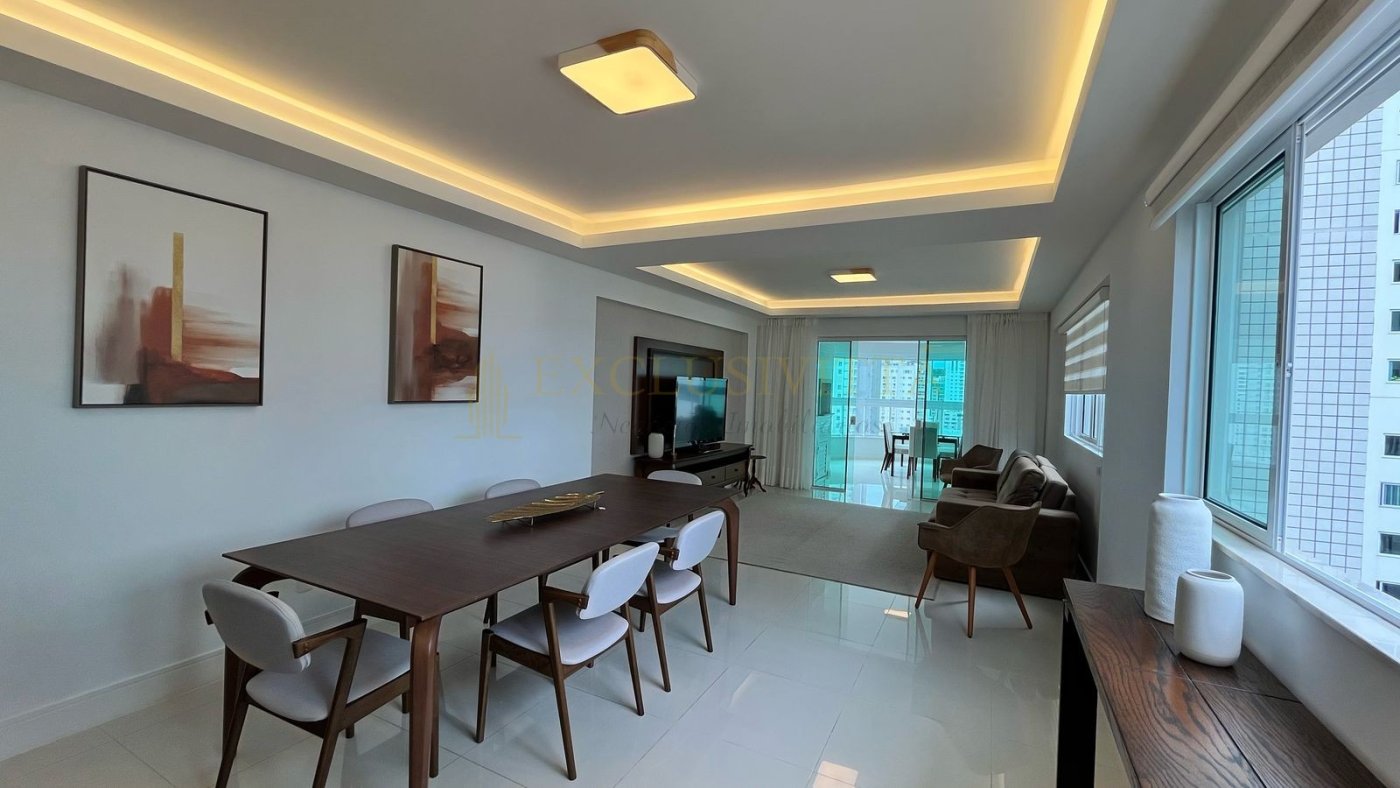 Lindo apartamento com vista mar!