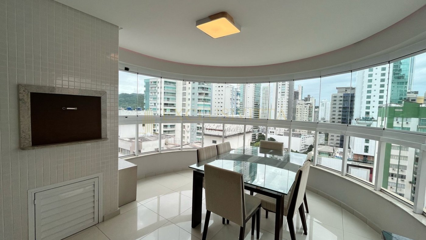 Lindo apartamento com vista mar!
