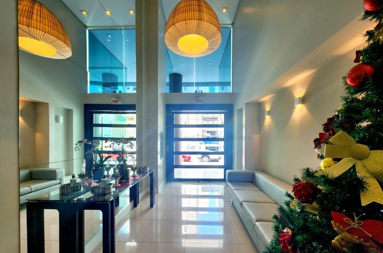 Apartamento Mobiliado à Venda no Centro de Balneário Camboriú
