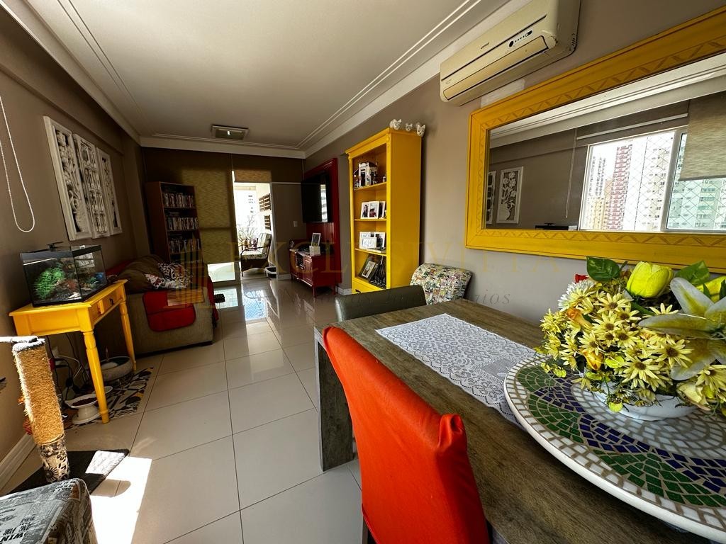 Apartamento Mobiliado à Venda no Centro de Balneário Camboriú