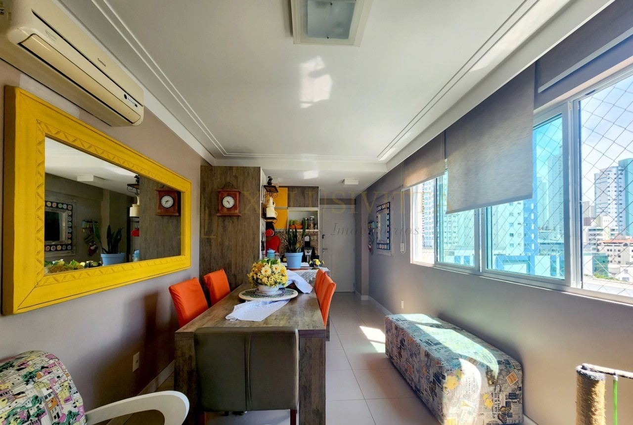 Apartamento Mobiliado à Venda no Centro de Balneário Camboriú