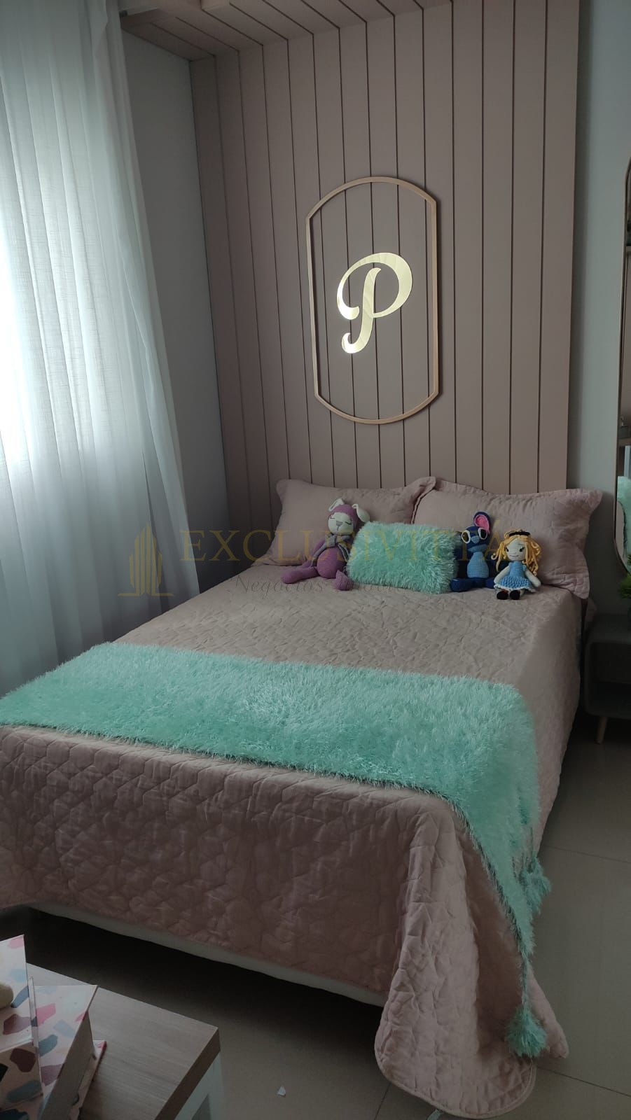 Lindo Apartamento com 4 suítes para Venda no bairro Pioneiros em Balneário Camboriú