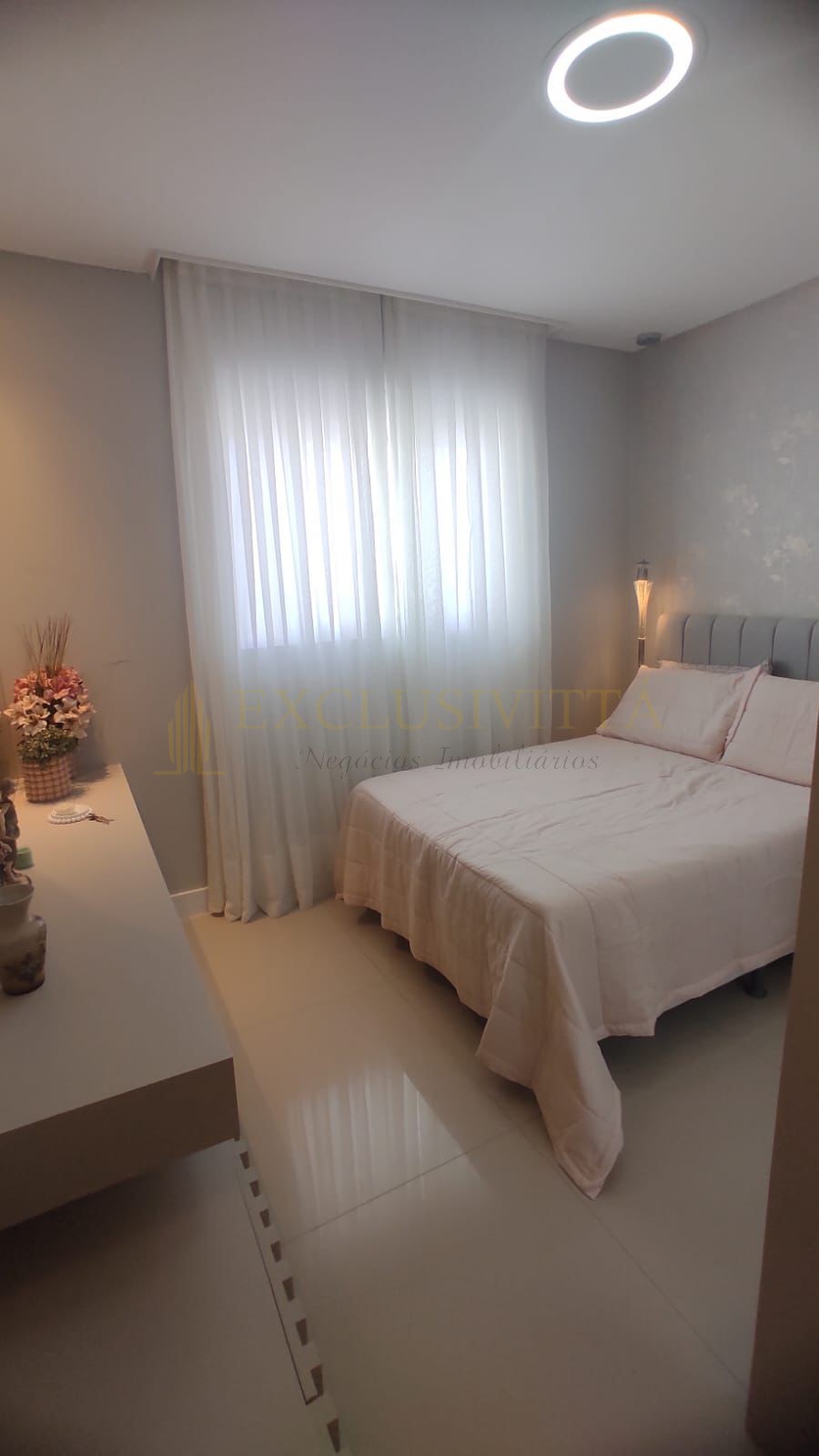 Lindo Apartamento com 4 suítes para Venda no bairro Pioneiros em Balneário Camboriú