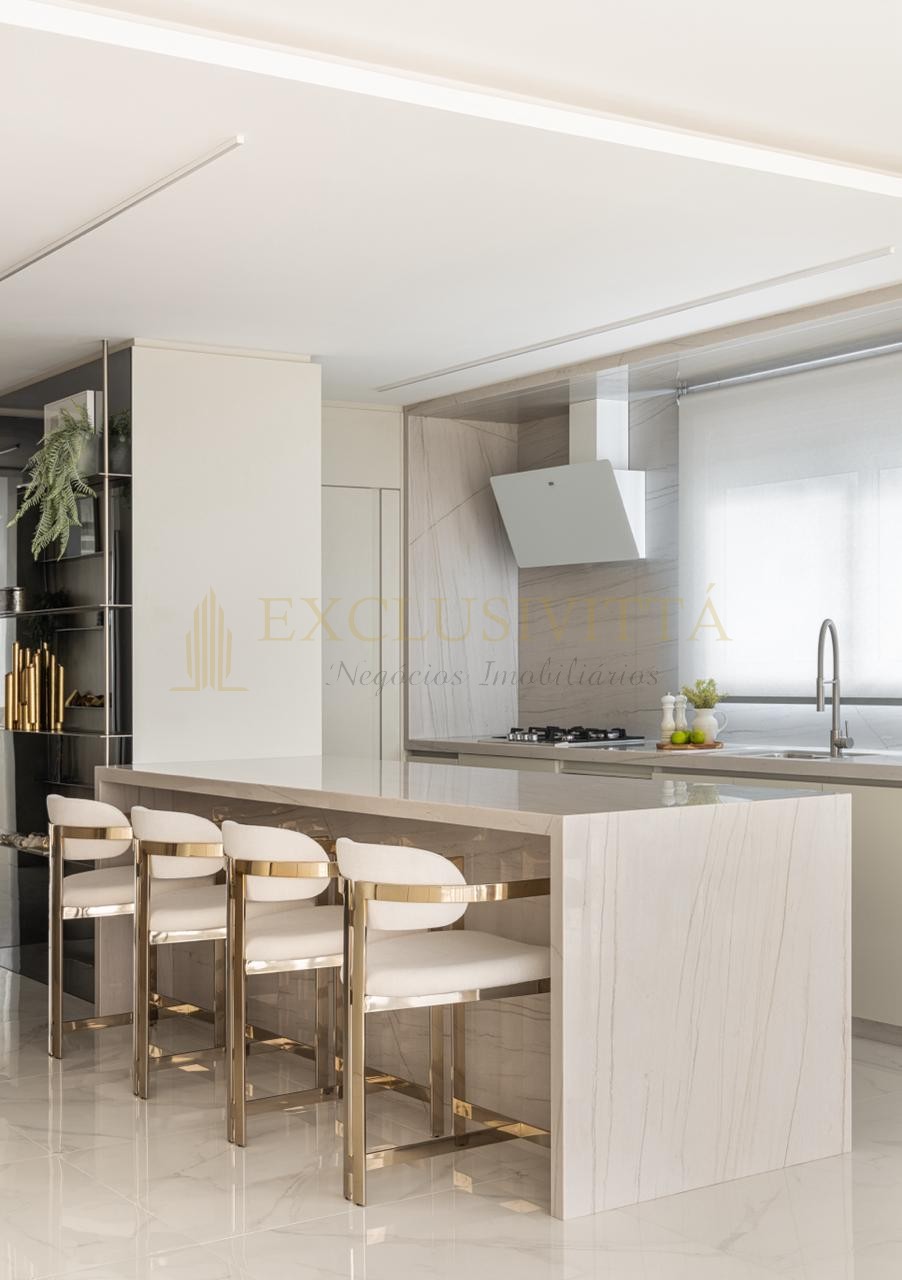 Apartamento 4 suítes para Venda no bairro Pioneiros em Balneário Camboriú