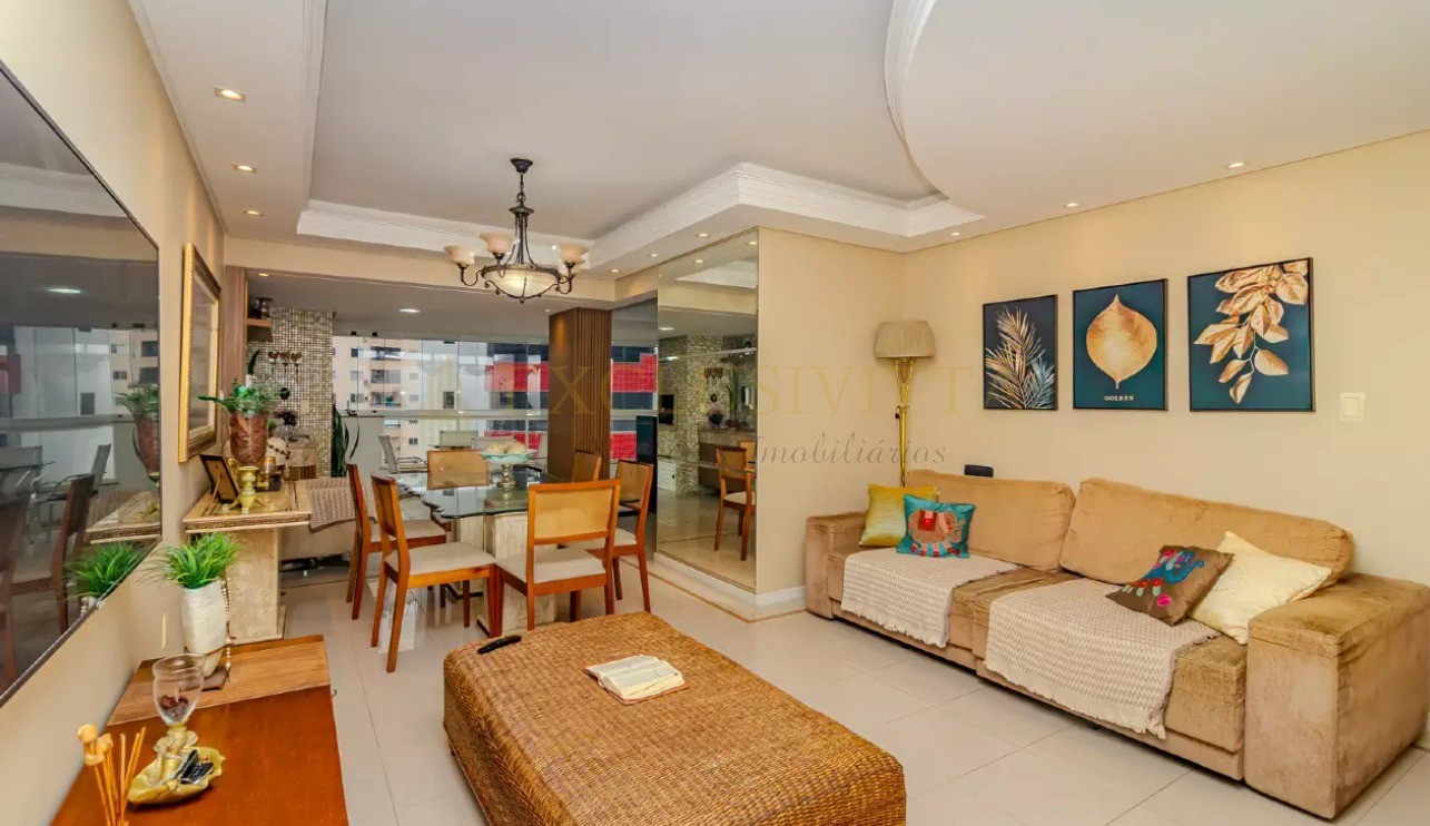 Apartamento mobiliado a 50 metros da Avenida Brasil