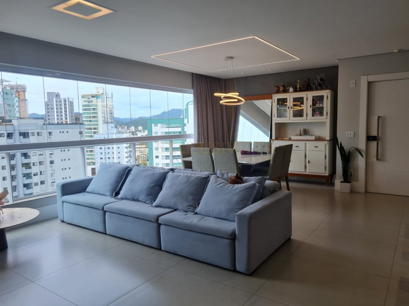 Apartamento 3 suítes para Venda no bairro Centro em Balneário Camboriú