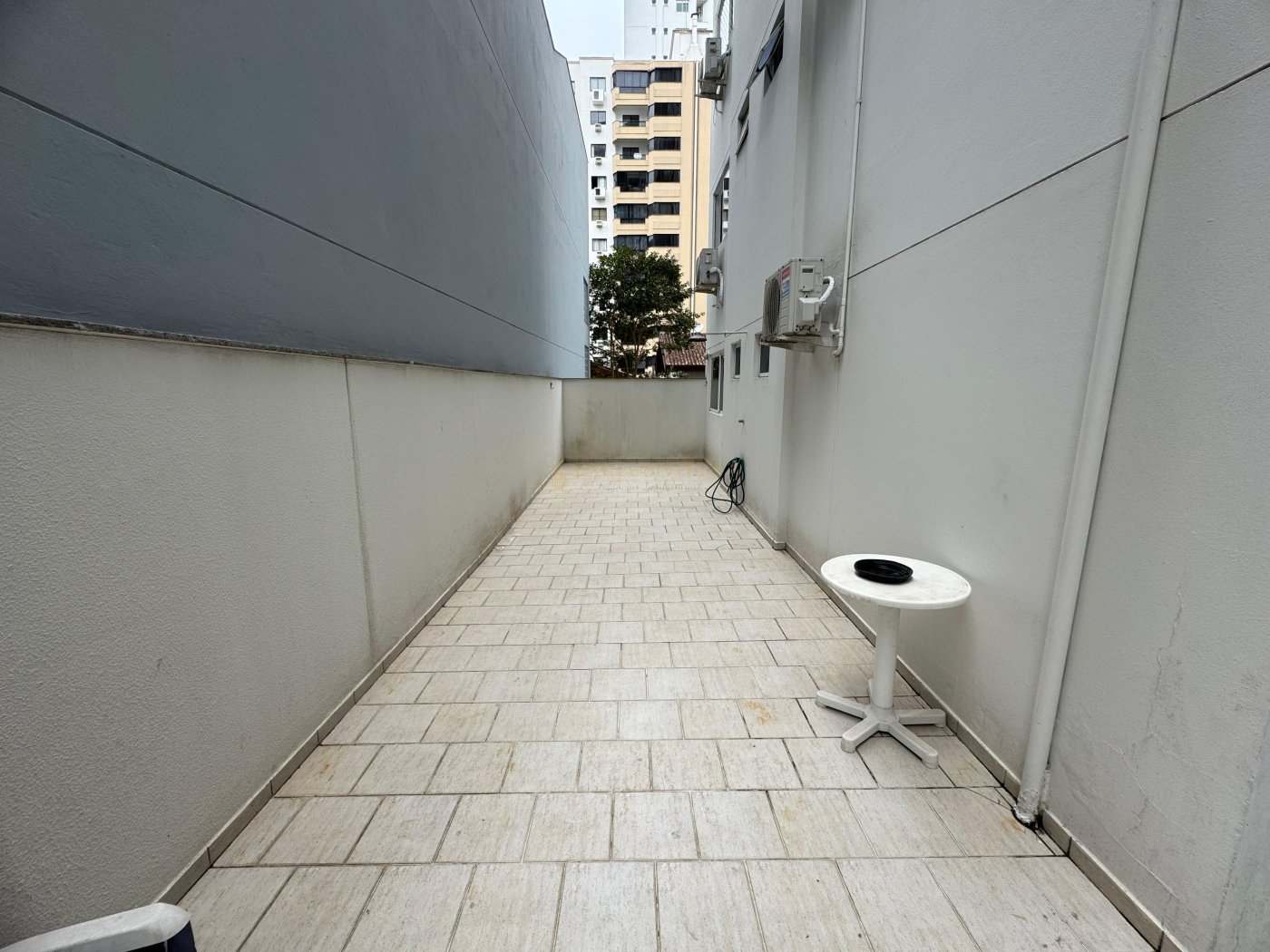 Apartamento Garden à Venda no Centro de Balneário Camboriú