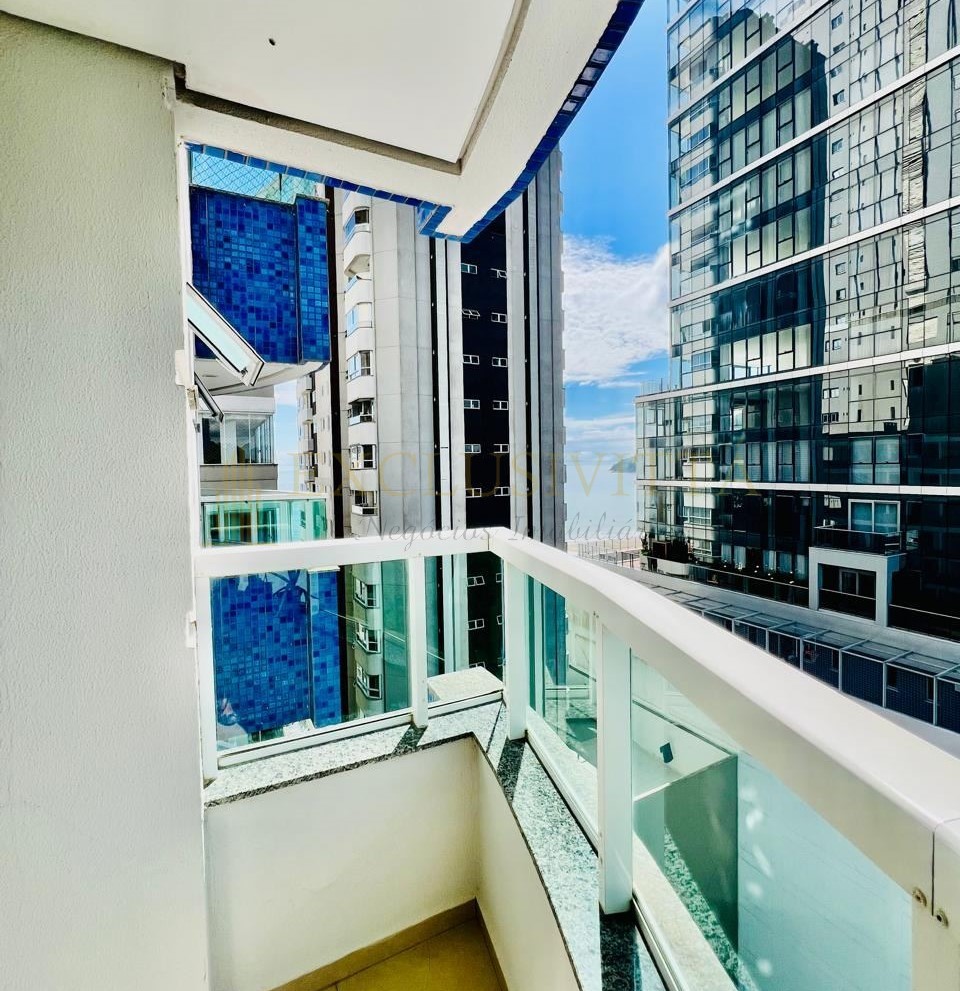 Apartamento exclusivo na quadra mar – 1 por andar | Vista para o mar e o rio