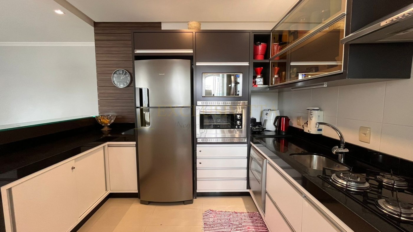 Apartamento 3 quartos para VENDA no bairro Centro em Balneário Camboriú