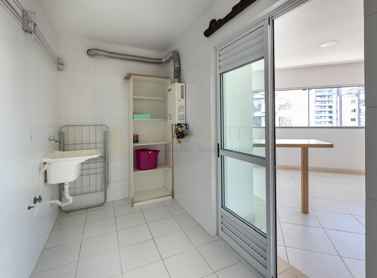 Apartamento 2 suítes para VENDA no bairro Centro em Balneário Camboriú!