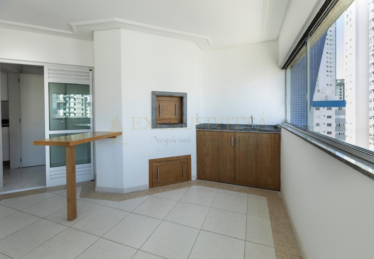 Apartamento 2 suítes para VENDA no bairro Centro em Balneário Camboriú!