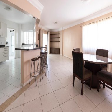 Apartamento 2 suítes para VENDA no bairro Centro em Balneário Camboriú!