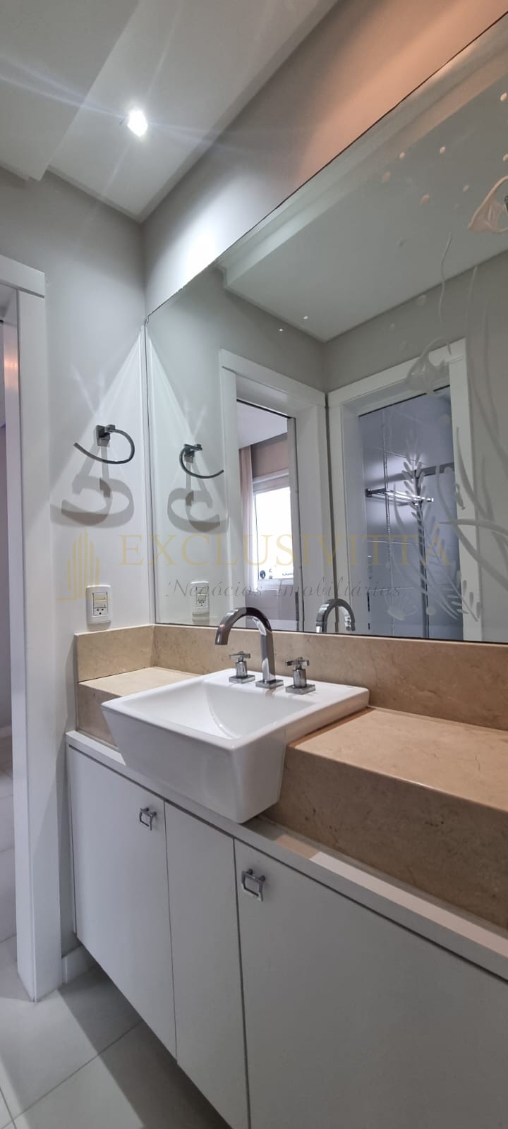 Apartamento 3 quartos para Locação Anual no bairro Centro em Balneário Camboriú!