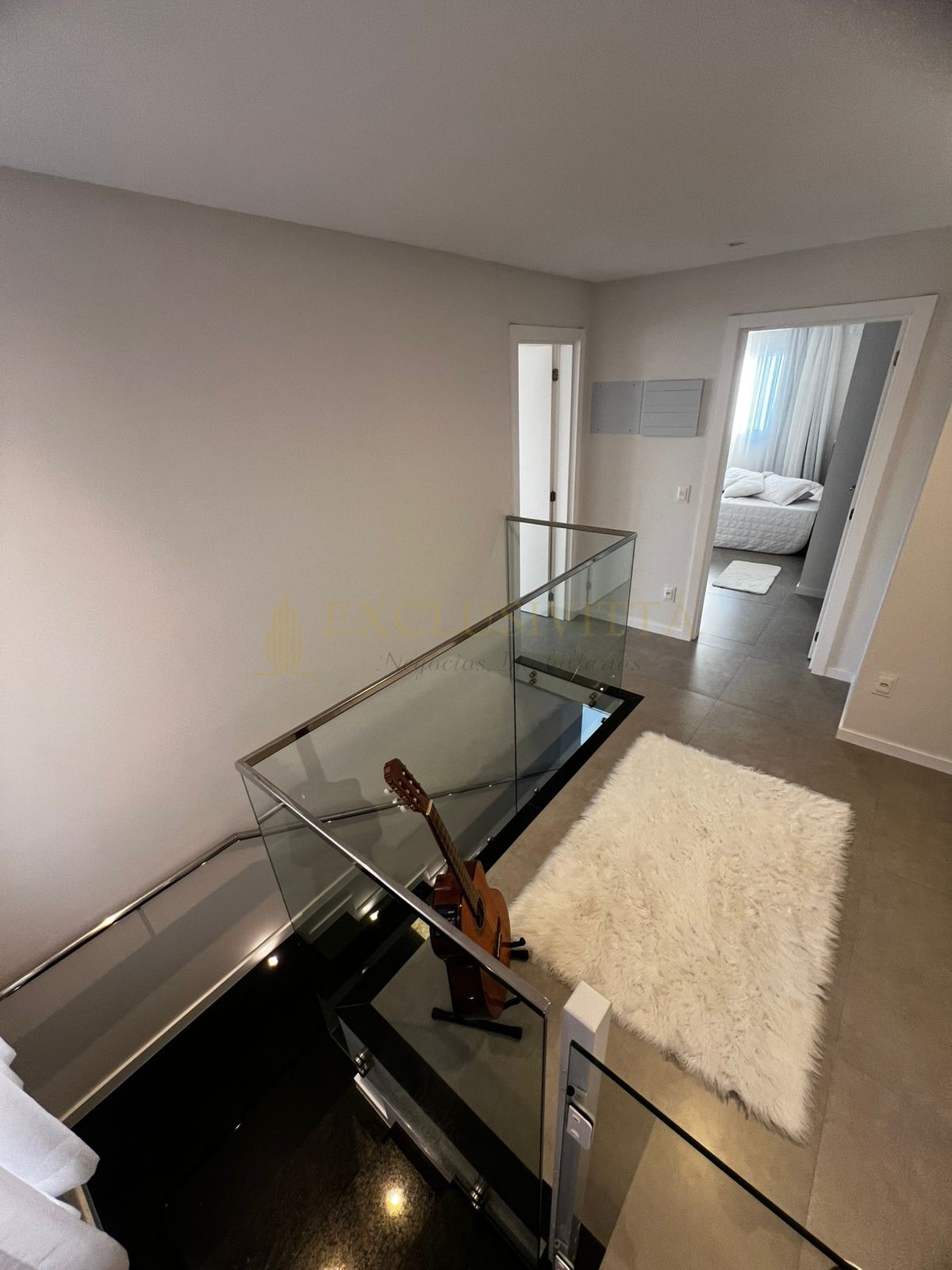 Linda Casa no  Condomínio Calêdonia