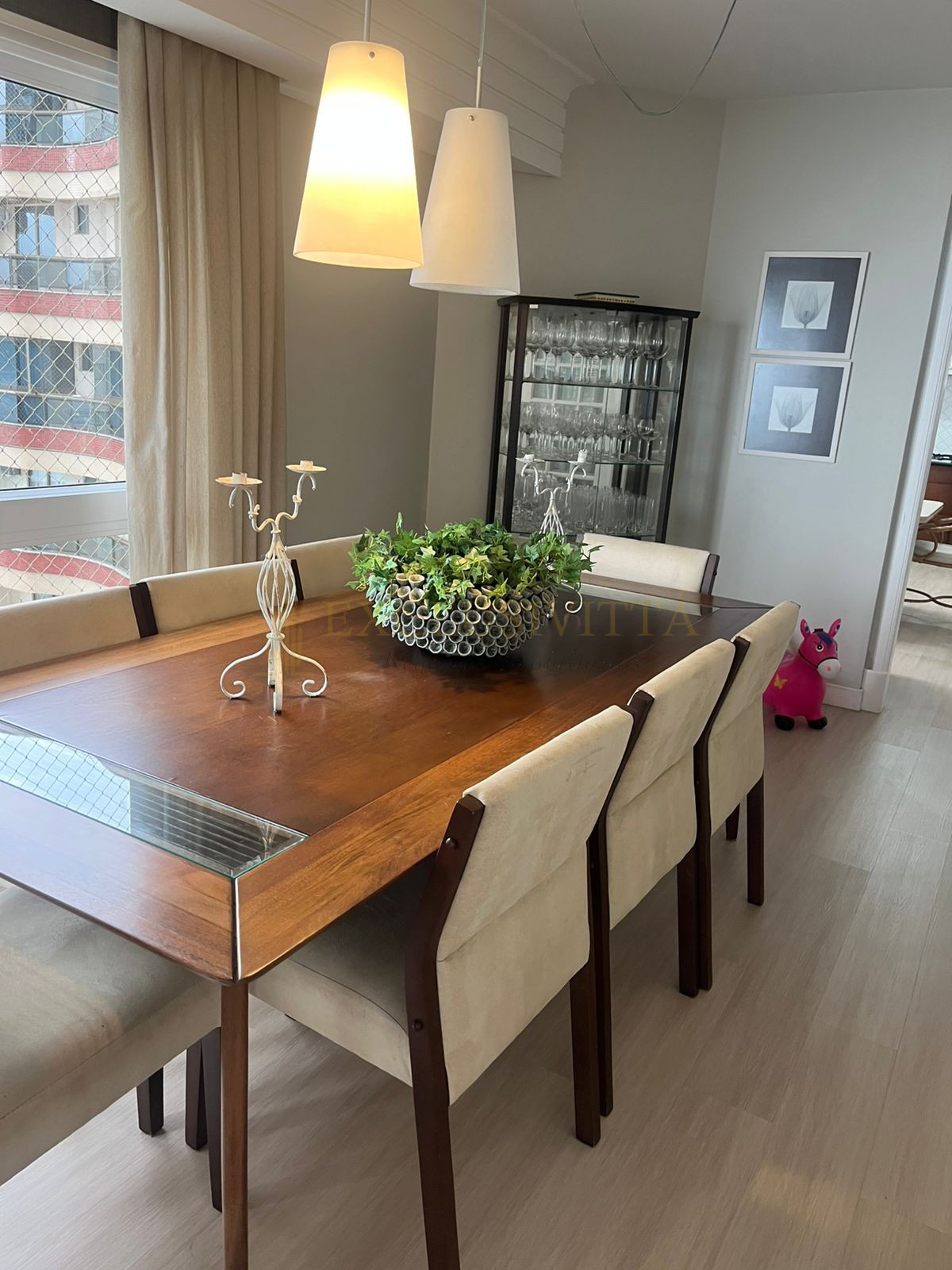 Apartamento 3 suítes para Locação Anual no bairro Centro em Balneário Camboriú