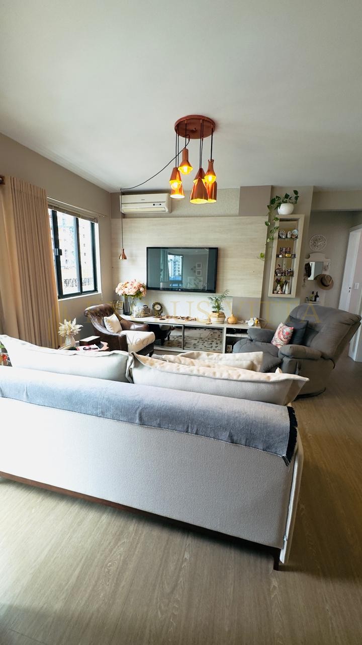OPORTUNIDADE, APARTAMENTO PRÓXIMO AO PASSEIO SAN MIGUEL COM CHURRASQUEIRA À CARVÃO.