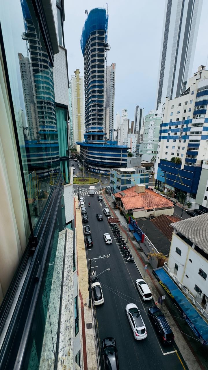 OPORTUNIDADE, APARTAMENTO PRÓXIMO AO PASSEIO SAN MIGUEL COM CHURRASQUEIRA À CARVÃO.