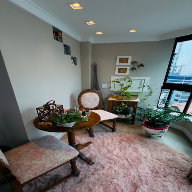 OPORTUNIDADE, APARTAMENTO PRÓXIMO AO PASSEIO SAN MIGUEL COM CHURRASQUEIRA À CARVÃO.