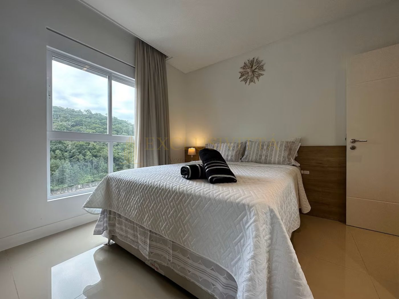 Apartamento 4 suítes ALTO PADRÃO para Locação Anual no bairro Pioneiros em Balneário Camboriú