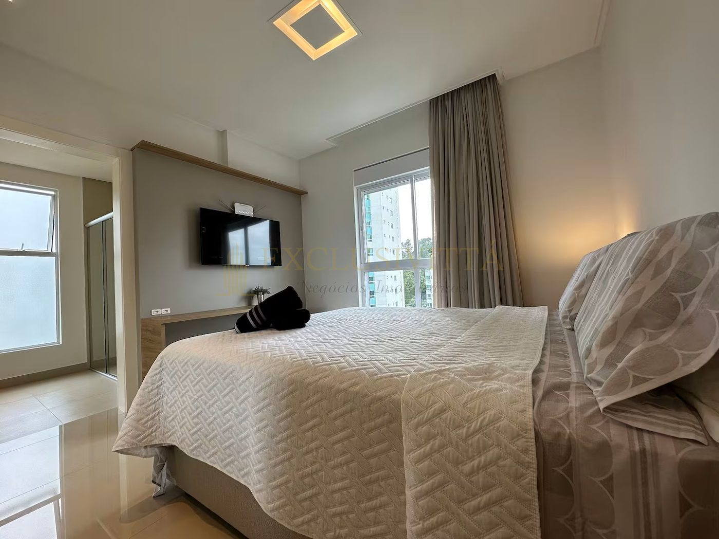 Apartamento 4 suítes ALTO PADRÃO para Locação Anual no bairro Pioneiros em Balneário Camboriú
