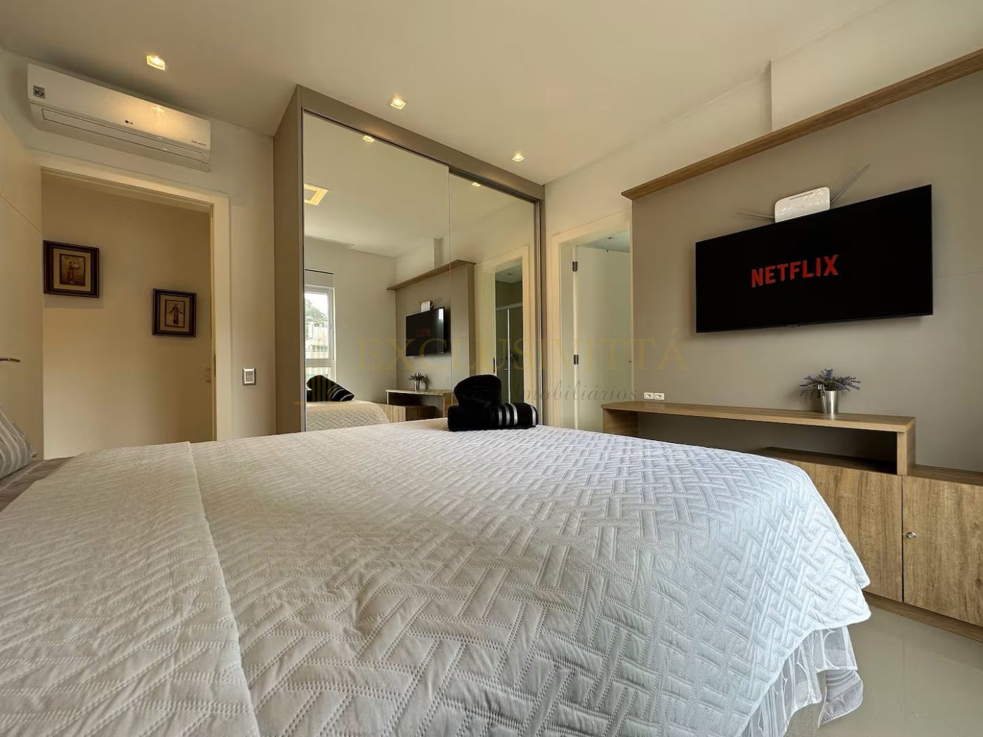 Apartamento 4 suítes ALTO PADRÃO para Locação Anual no bairro Pioneiros em Balneário Camboriú