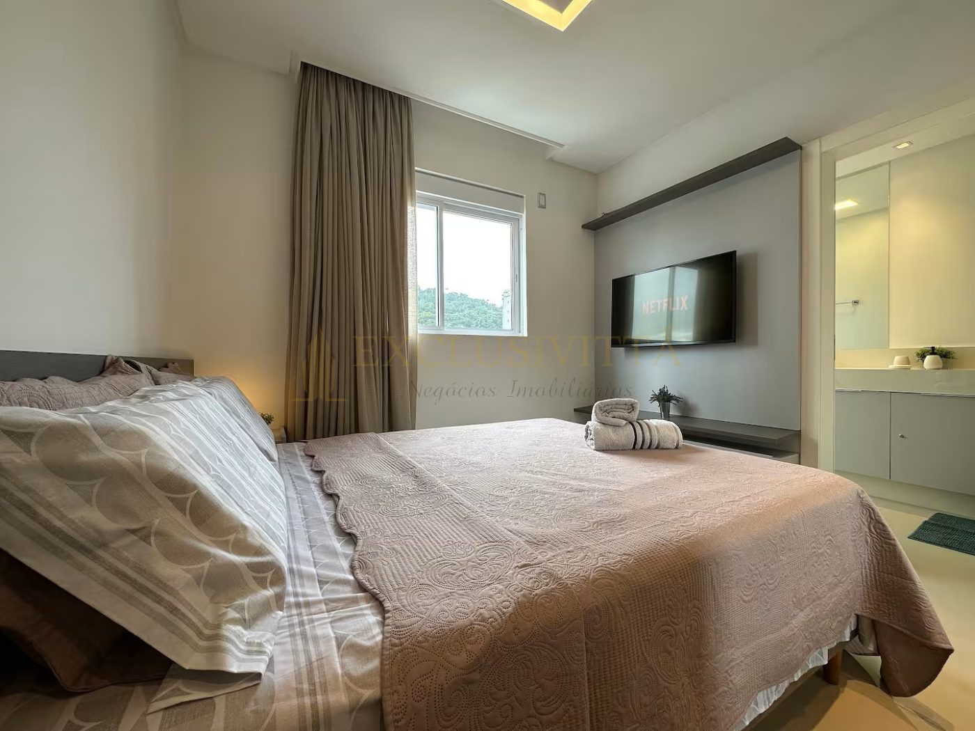 Apartamento 4 suítes ALTO PADRÃO para Locação Anual no bairro Pioneiros em Balneário Camboriú
