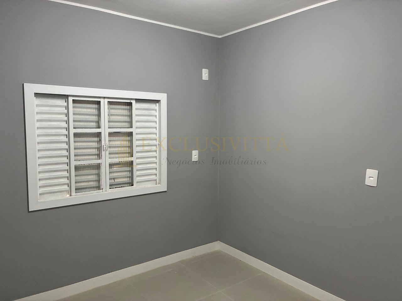CASA COMERCIAL PARA LOCAÇÃO ANUAL