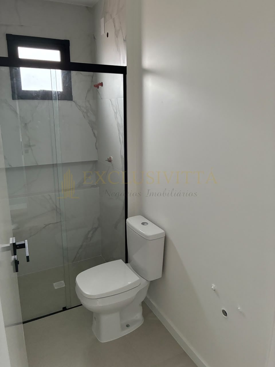 Apartamento 2 quartos para Locação Anual no bairro Centro em Balneário Camboriú