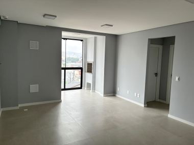 Apartamento 2 quartos para Locação Anual no bairro Centro em Balneário Camboriú