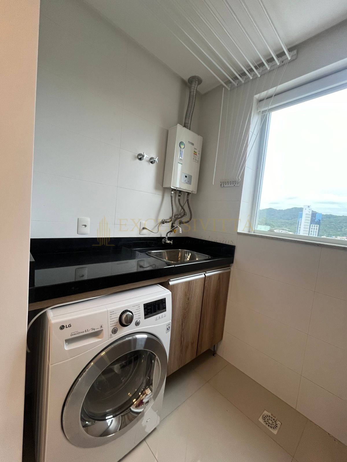 Apartamento 2 suítes para Venda no bairro Pioneiros em Balneário Camboriú