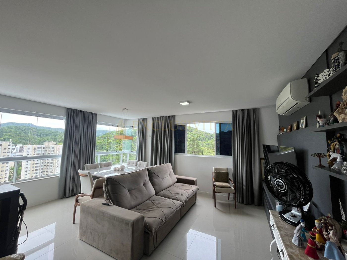 Apartamento 2 suítes para Venda no bairro Pioneiros em Balneário Camboriú