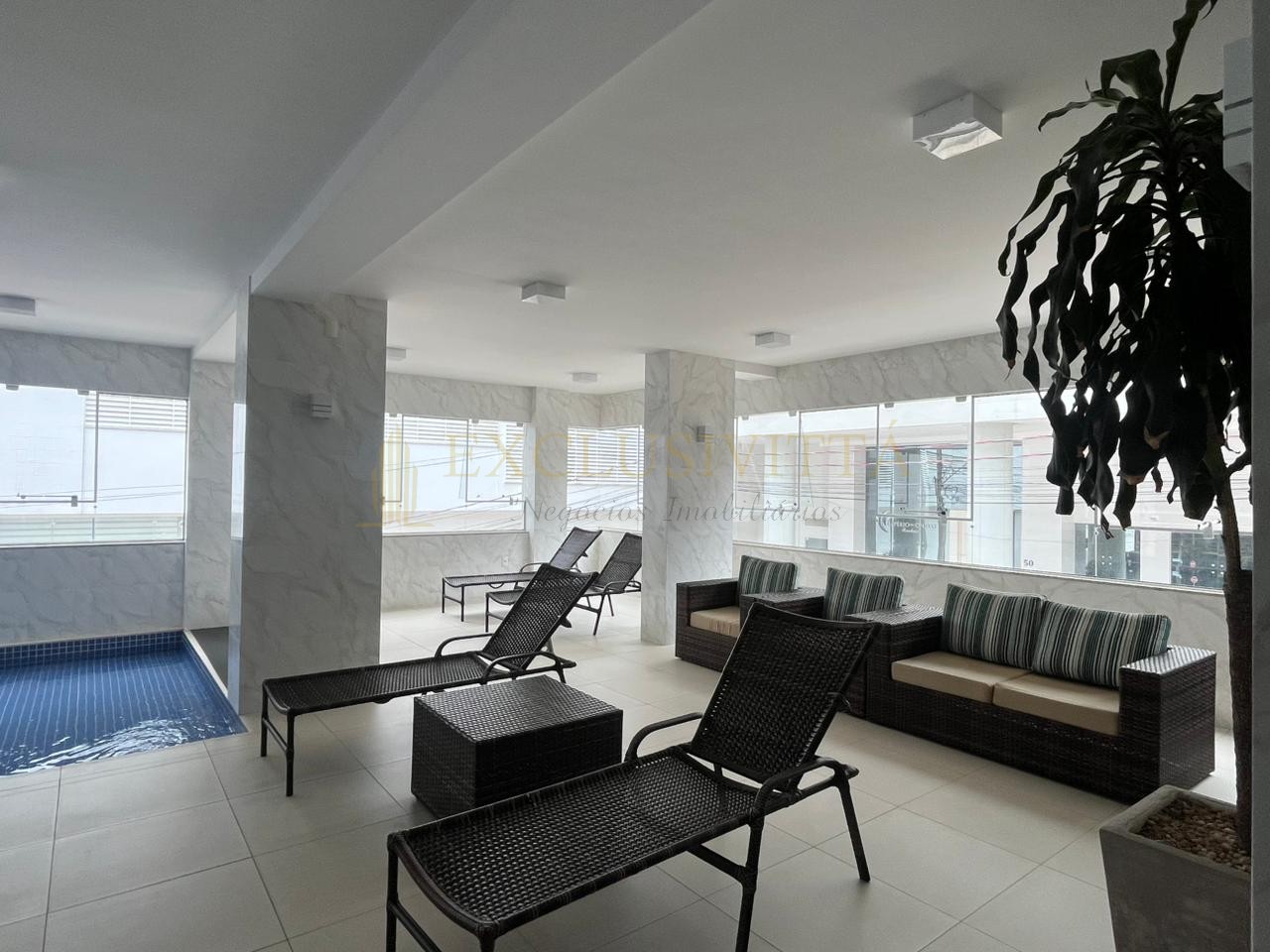 Apartamento 2 suítes para Venda no bairro Pioneiros em Balneário Camboriú