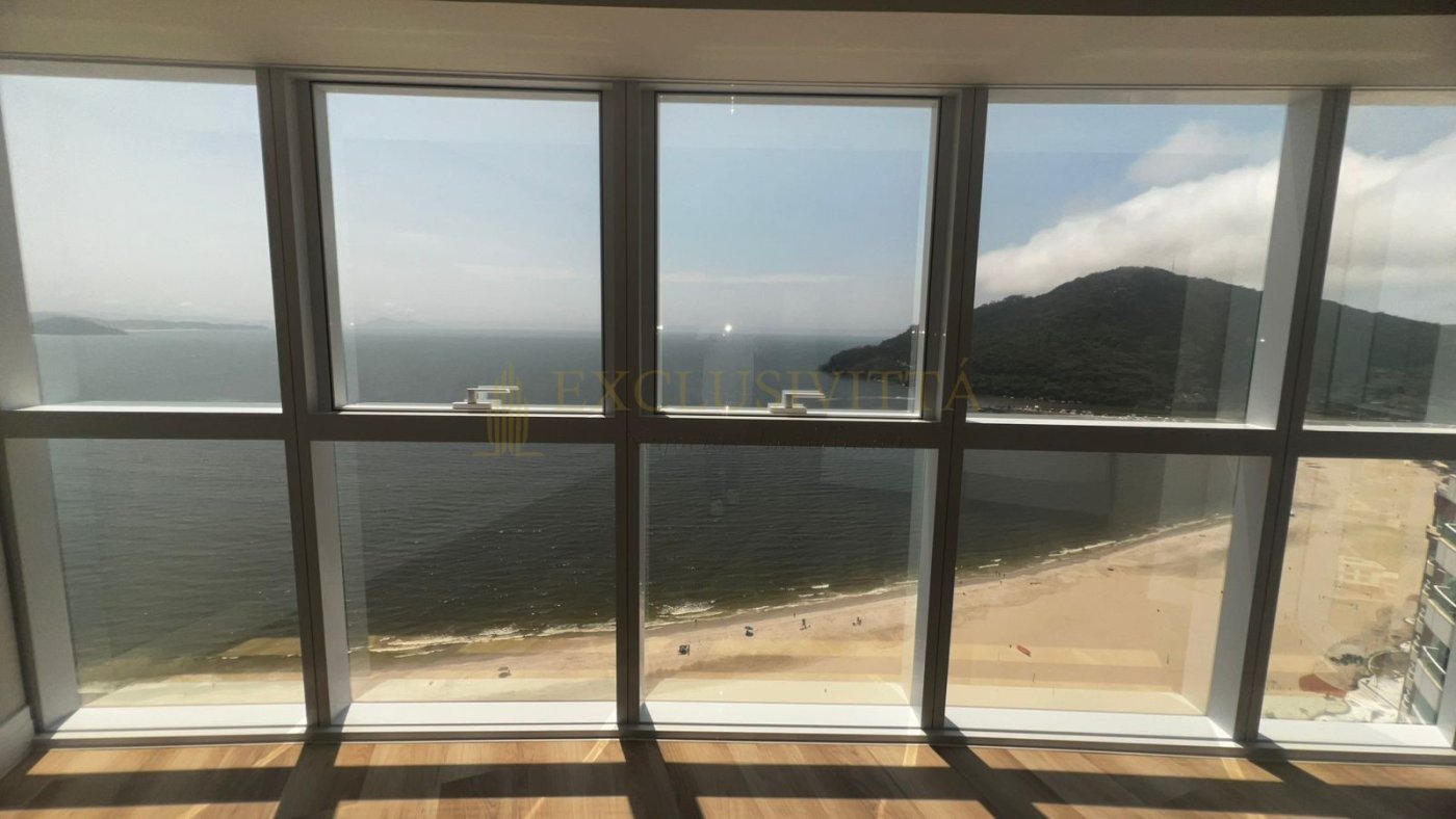FRENTE MAR com uma vista deslumbrante!