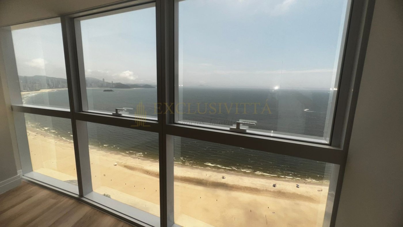FRENTE MAR com uma vista deslumbrante!