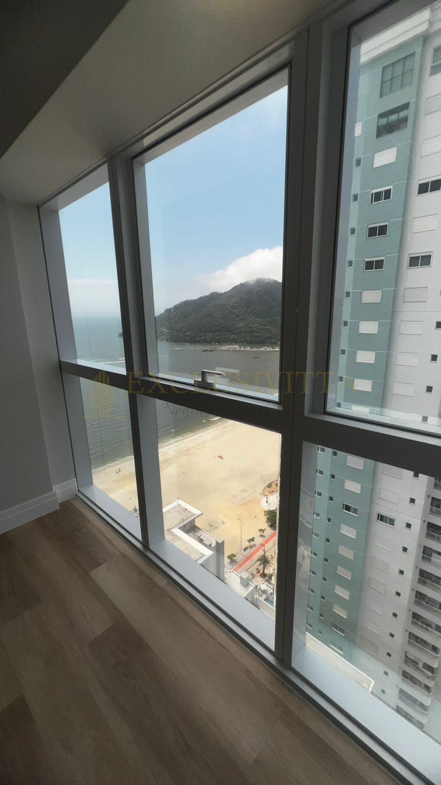 FRENTE MAR com uma vista deslumbrante!