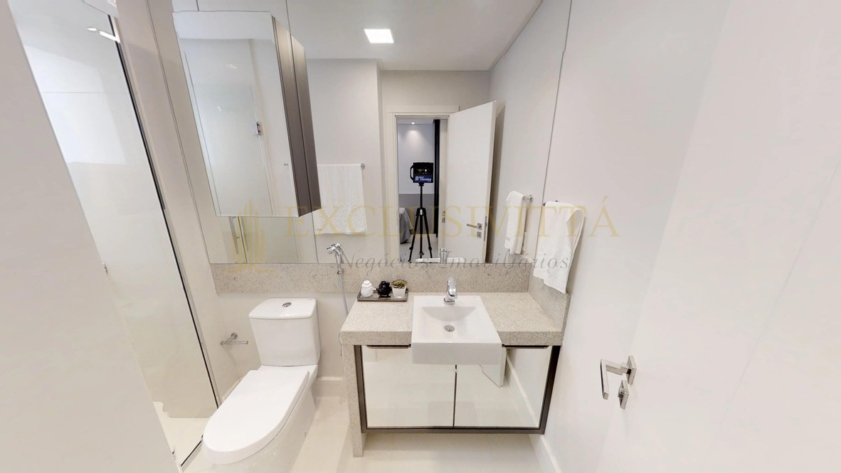 Apartamento pronto para morar na FRENTE MAR, simplesmente MARAVILHOSO!