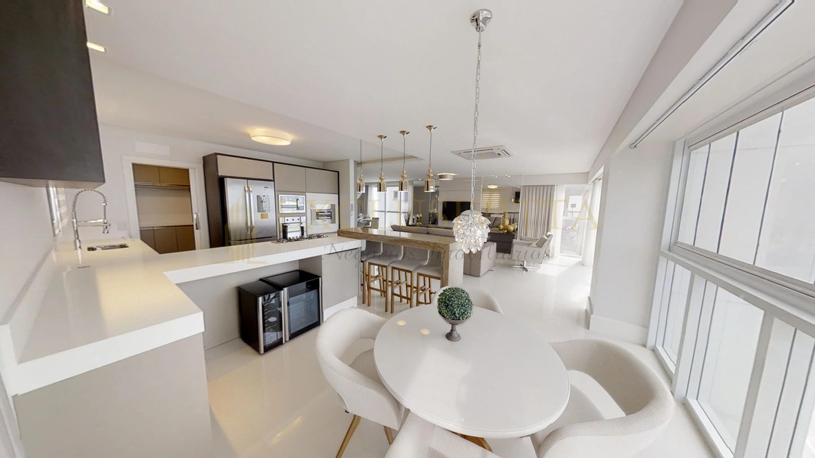 Apartamento pronto para morar na FRENTE MAR, simplesmente MARAVILHOSO!