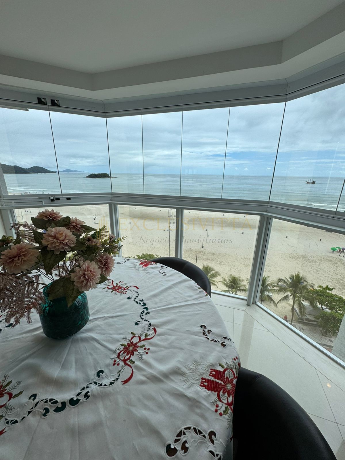 Excelente Apartamento Frente Mar