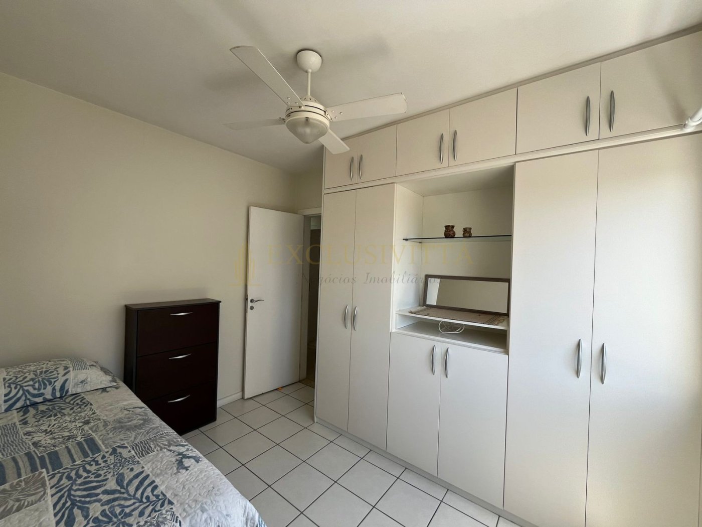Apartamento Semimobiliado à Venda Conforto e Tranquilidade a 700 Metros da Praia!