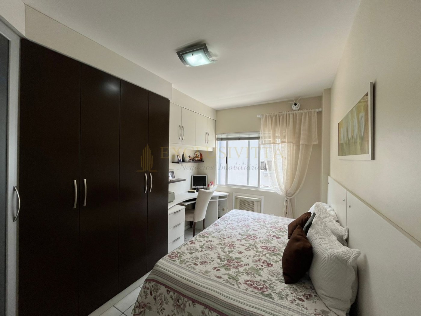 Apartamento Semimobiliado à Venda Conforto e Tranquilidade a 700 Metros da Praia!